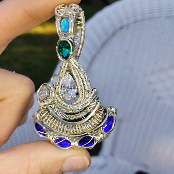 Wire wrapped Cubic Zirconia - Picture 3 of 11